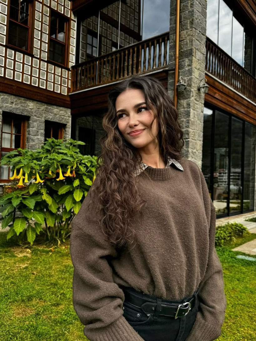 rapci cakal ile aniliyordu turku su demirelin kalbini besiktasli yildiza kaptirdigi ortaya cikti 0 B6ugeQrv