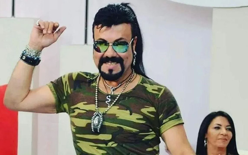 roman muzigin krali kobra murattan esine destansi methiye basimizin taci gonlumuzun ilaci 10 6V76DVha