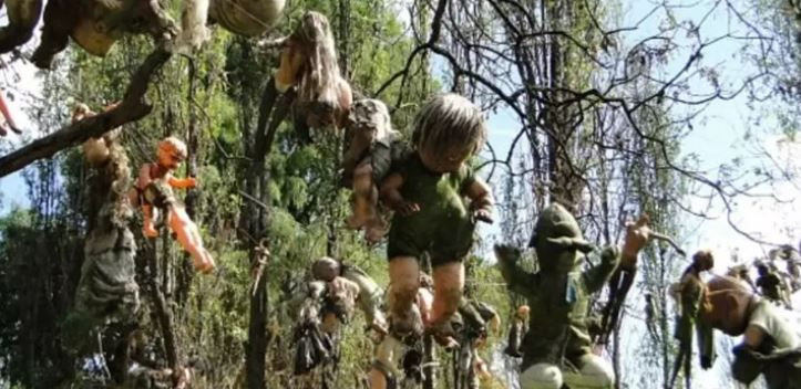 ruhlari saklayan adanin olumcul sirri bebeklerin sessiz nobeti 2 7gayZO1h