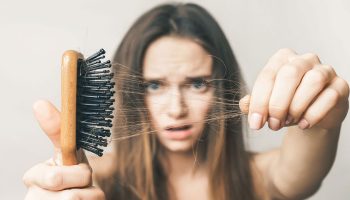 sampuana ekleyin farki aynada gorun tek damlasi yetiyor uyuyan sac koklerini uyandiriyor WOYspY5L