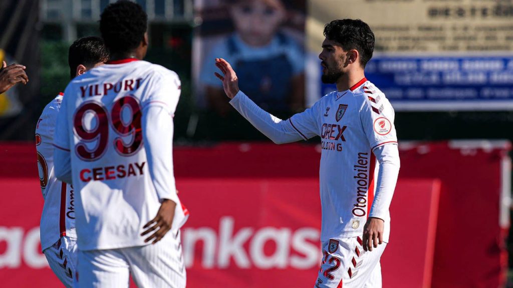 samsunspordan yarim duzine gol aliagayi 6 2 yendiler MntMtAeh