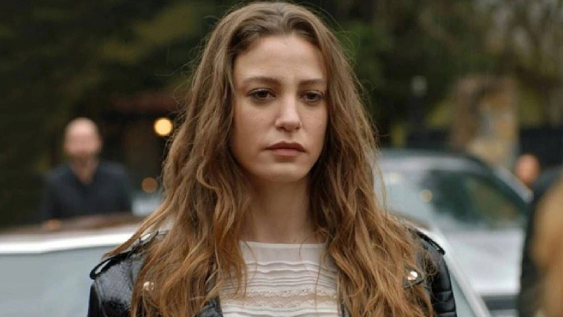 Serenay Sarıkaya'dan hayranlarına müjde... Yeni projelerini açıkladı 3 serenay sarikayadan hayranlarina mujde yeni projelerini acikladi 2 FrMkFbX3