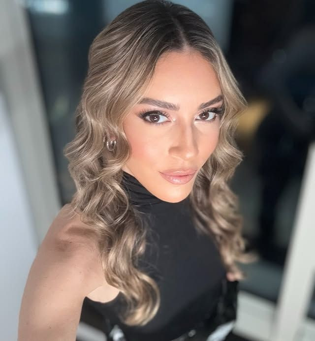 sinem kobalin gizli yetenegi ortaya cikti kafkas dansiyla azerbaycanda hayran birakti 8 SAwOyTsb