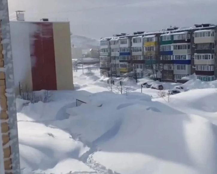 son 30 yilin en agir kisi kar kalinligi 15 metreyi asti 2 5ntPtJe5