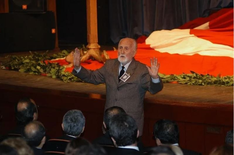 super babanin yakup dedesi ihsan devrim 16 yilda aniliyor 14 l4TgnbpK