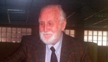 super babanin yakup dedesi ihsan devrim 16 yilda aniliyor NLc89esB