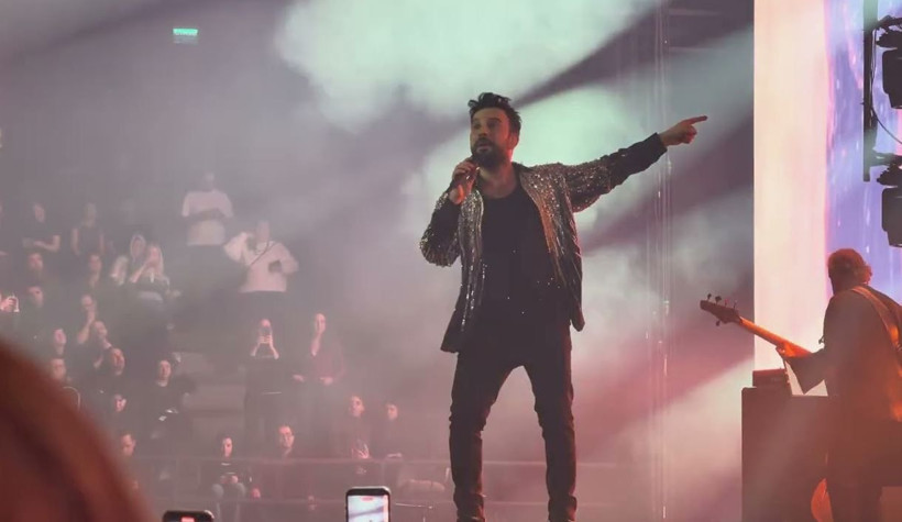 tarkanin istanbul konserinde surpriz konuk cem yilmazla kuzu kuzu dueti 3 BK2nE5Jd