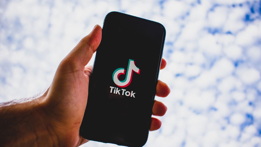 tiktok milyonlarca videoyu sildi iste nedeni PZDK7z87