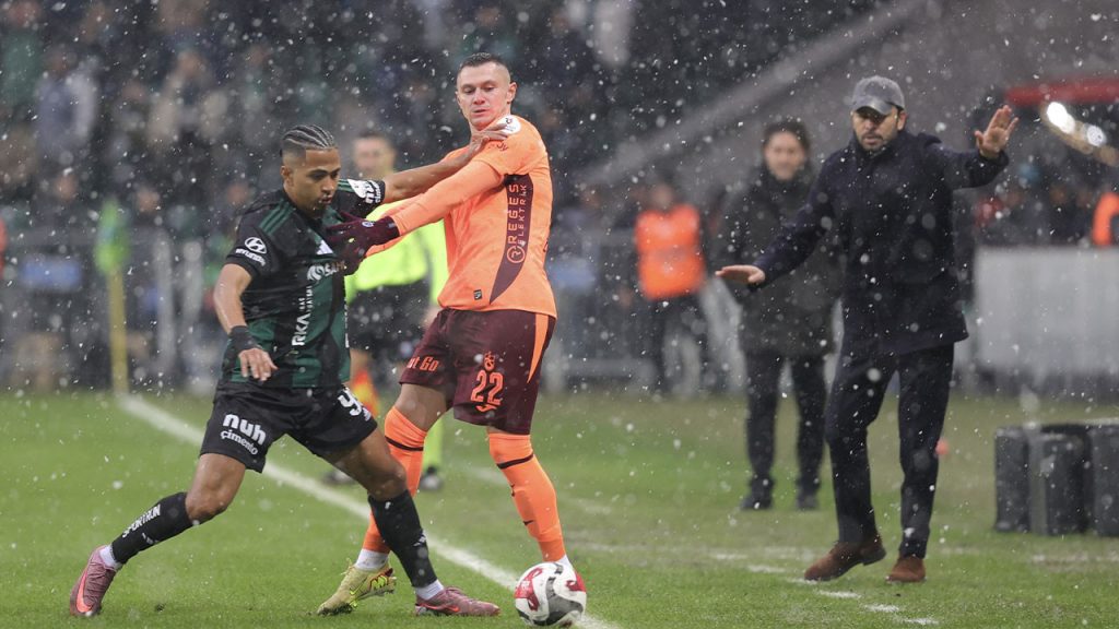 trabzonspor mac sonu selcuk inana muci gondermesi yapti KeCBBdqf