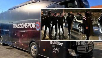trabzonsporlu futbolculara saldiri takim otobusu DmAw3WFf