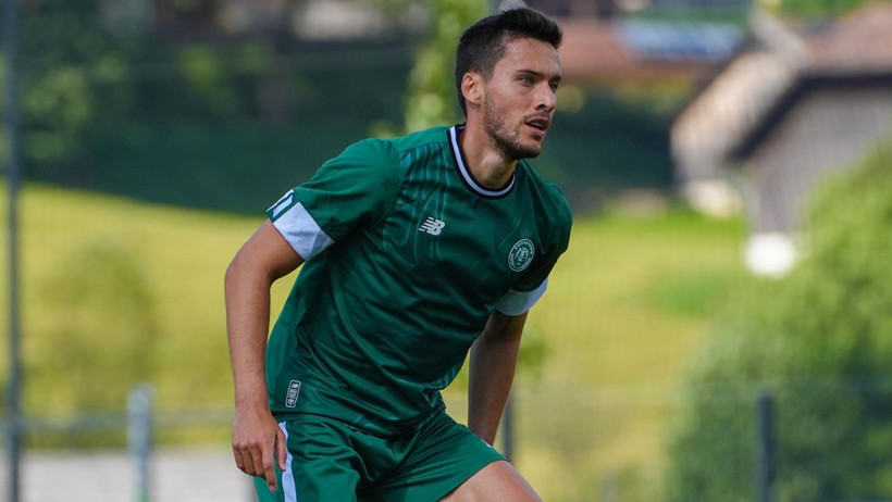 trabzonsporun anlasma sagladigi umut nayir antalyaya gidiyor 0