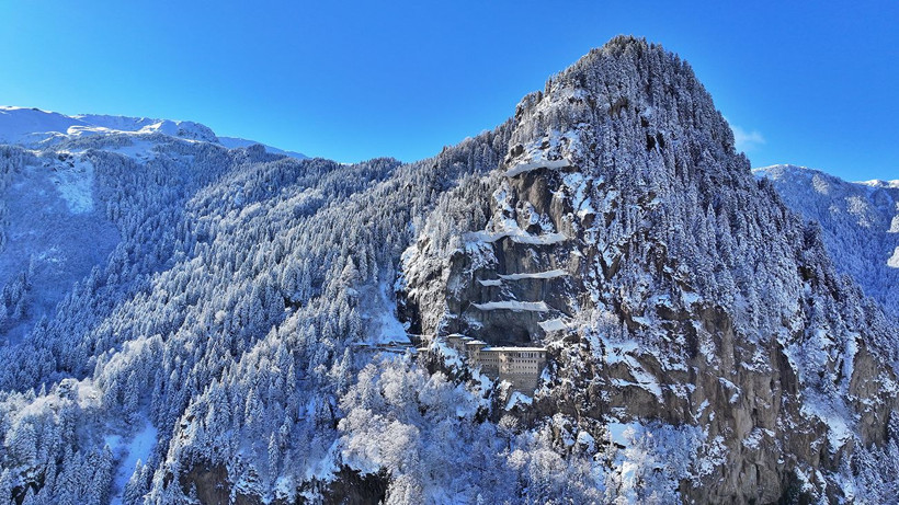 trabzonun asili cenneti sumela manastiri 2025te yarim milyonu asti vadideki gizli tapinak 8 YuDjiH4U