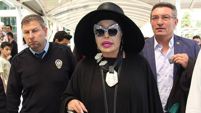 turk sanat muziginin divasi bulent ersoyun serveti dudak ucuklatti param cok harcayacak yer ariyorum