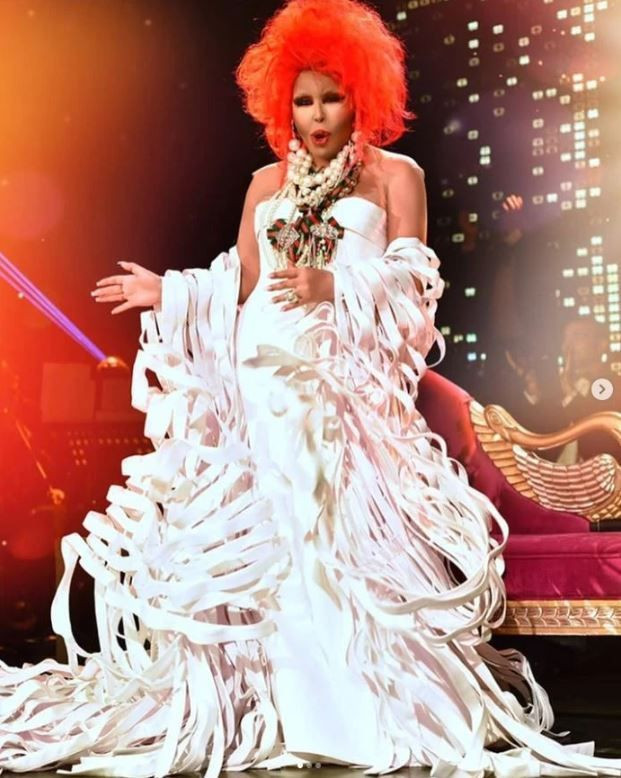 turk sanat muziginin divasi bulent ersoyun serveti dudak ucuklatti param cok harcayacak yer ariyorum ijUUlM45