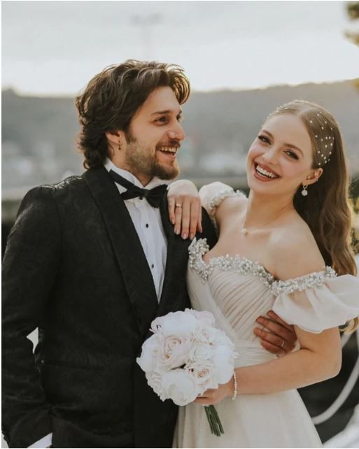 ufuk beydemirden dikkat ceken hamle yeni bir ask mi doguyor 0 jTr4CRLW