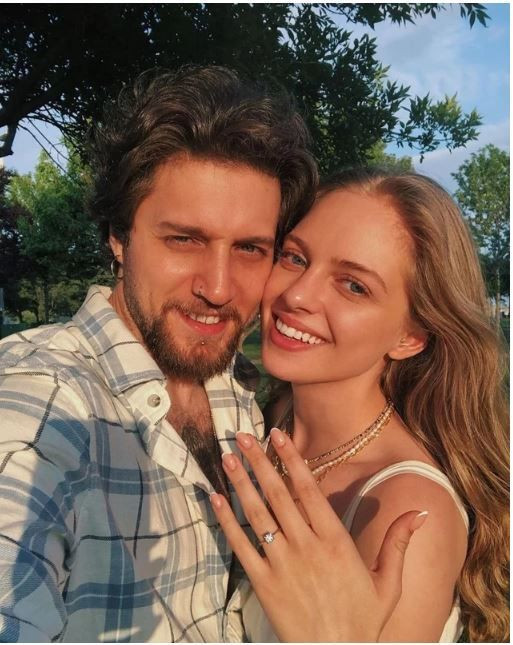 ufuk beydemirden dikkat ceken hamle yeni bir ask mi doguyor 3 45Yf1JG2