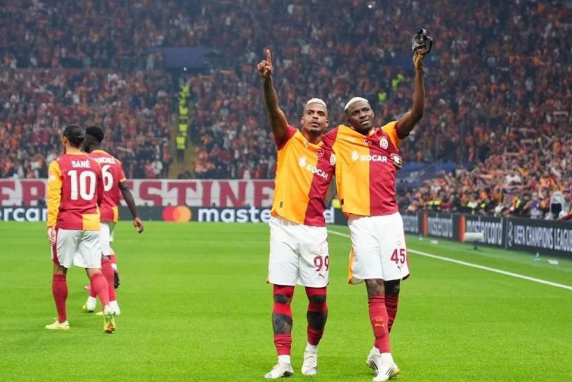 victor osimhen manchester city macinda gol atarsa dev rekoru kiracak 0 AHMzAXWR