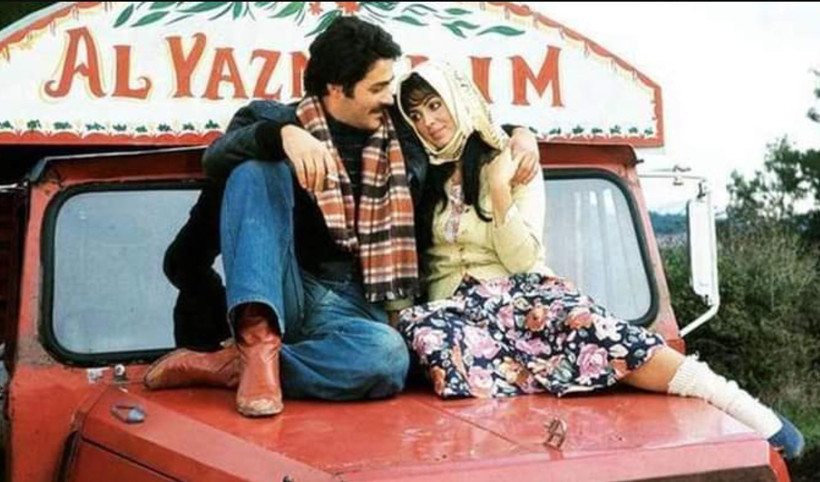 yesilcam efsanesi kadir inanir ayaga kalkti sevindirici fotograf 16