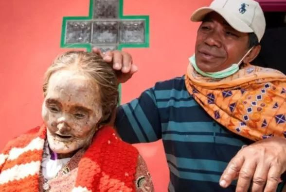 yuruyen oluler koyu urkutuyor 3 JtIfMUFB