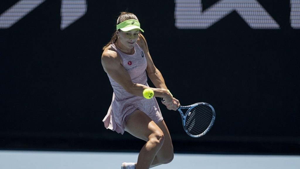 zeynep sonmez abu dabi acik ve merida acika ozel davet aldi w9ulA6ka