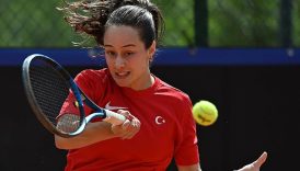 zeynep sonmez avustralya acikta ana tabloya yukseldi TVkX8gSL