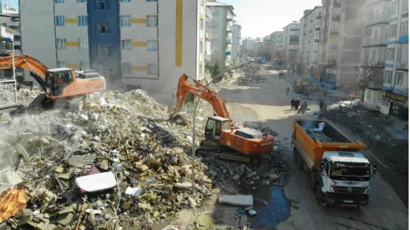 6 subatin gorunmeyen kahramanlari sadece yardim degil umut tasidilar 0 93fJt4tE