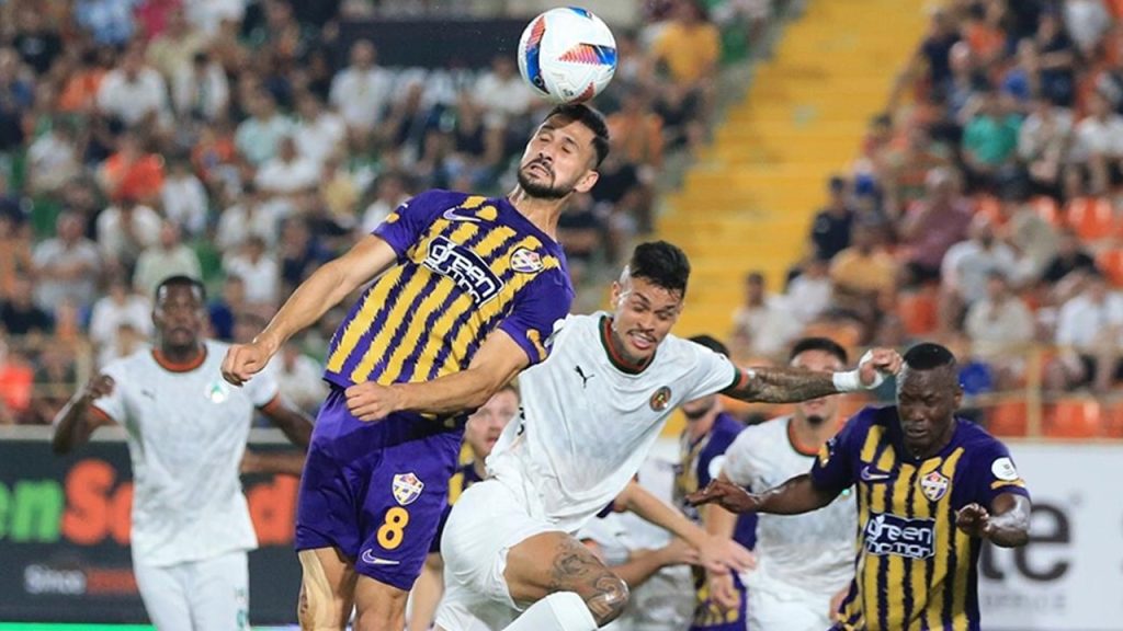 alanyaspor eyupspor macinda ilk 11ler belli oldu iste detaylar r8PH24iQ