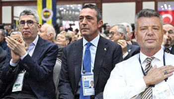 ali kocun bu yaptigini kimse yapmaz sadettin saran ayakta alkisladi ZctIbpag