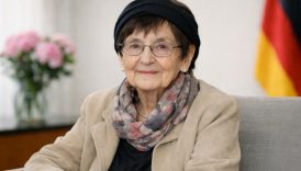 almanyanin onde gelen siyasetcisi hayatini kaybetti E6qH7srk