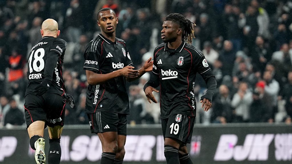 besiktasta el bilal toure cezali duruma dustu fOrDAVWY