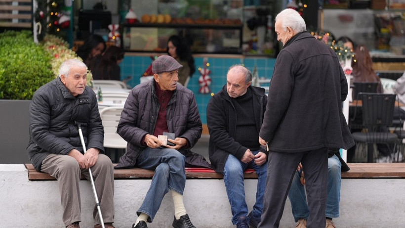 emekli bayram ikramiyesinde rakam ortaya cikti taslak mecliste hazirlaniyor 0 UbJ6Nwuy