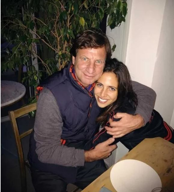 hulya avsarin kizi zehra dogalligiyla buyuledi beyazlar icinde zarafet 6