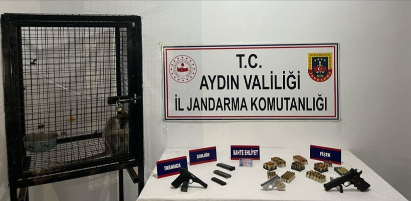 operasyonda maymunun sirri aydinda silah ve hayvan kacakciligi 0 wk6EkMrT
