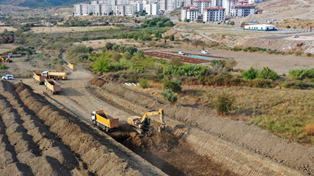 otomotiv devi bydnin manisa yatirimi bakanligin radarinda vZ8mKfSj