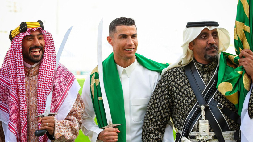 ronaldo al nassrdan ayriliyor benzema transferi bardagi tasirdi 8