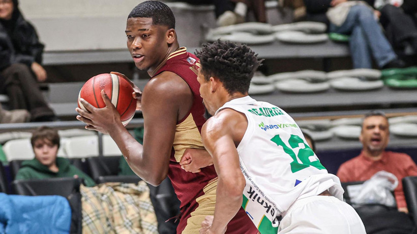 trabzonspor bursada galibiyet serisini 9 maca cikardi reed yine buyuledi 1 pPLJJV9I